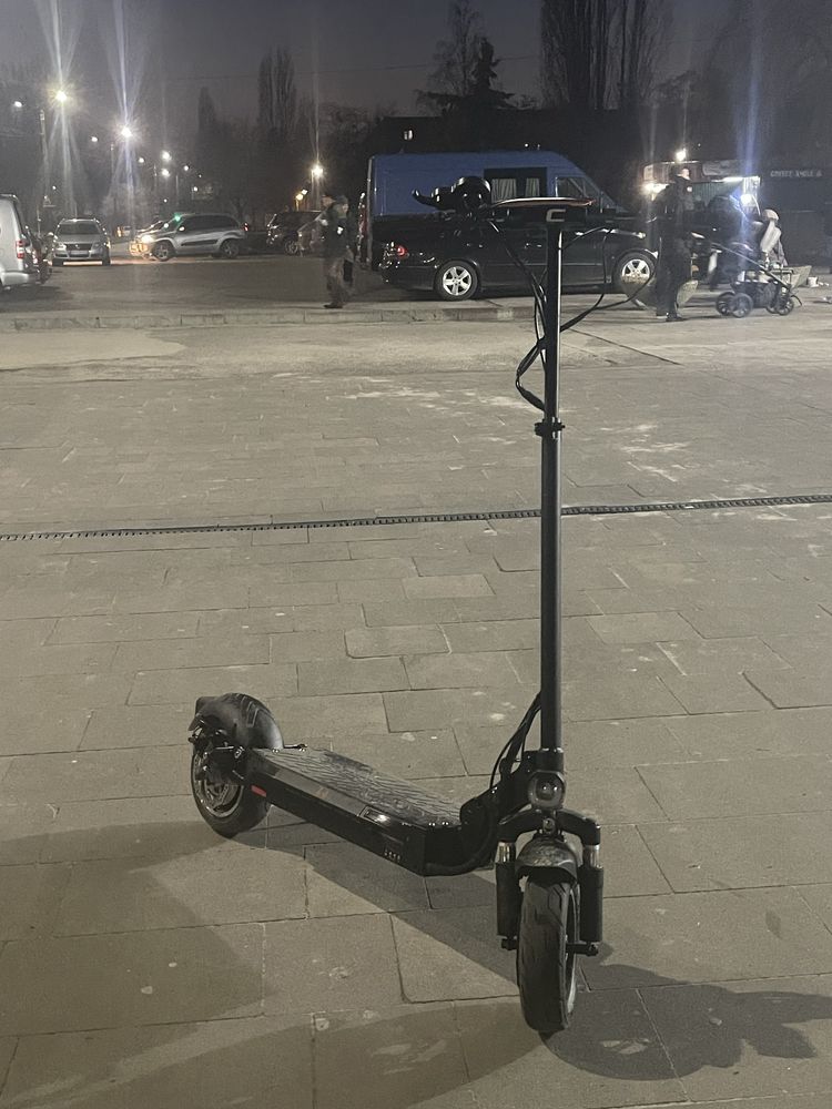 МАЙЖЕ НОВИЙ Crosser t4 1kwt 48v