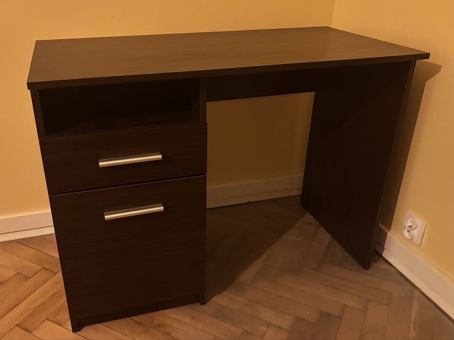 Biurko z półką, szufladą i szafką
