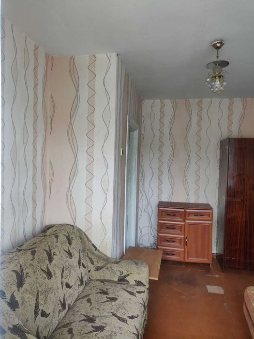 сдам длительно  1 ком квартирку