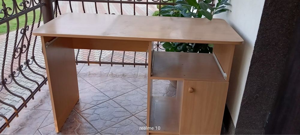 Biurko 130 x 80 x 60