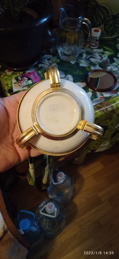 Пепельница СССР .