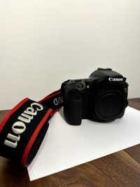 Canon EOS 70D body, przebieg 4100, torba Lowepro gratis
