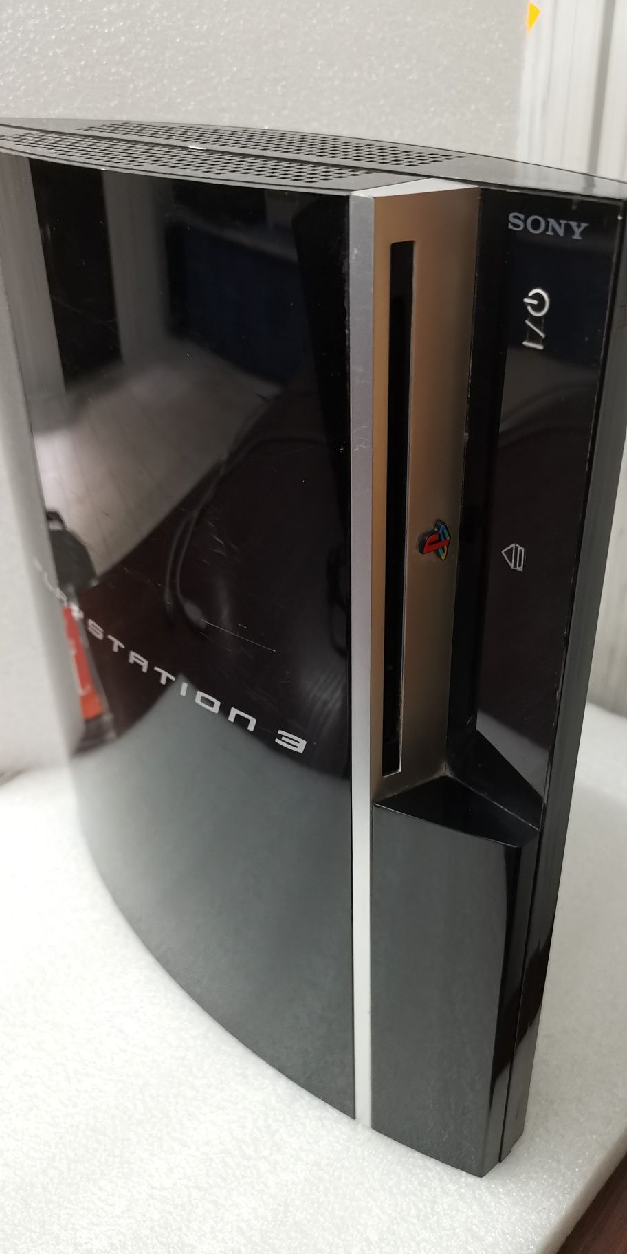 Konsola PlayStation 3 plus Gamepad