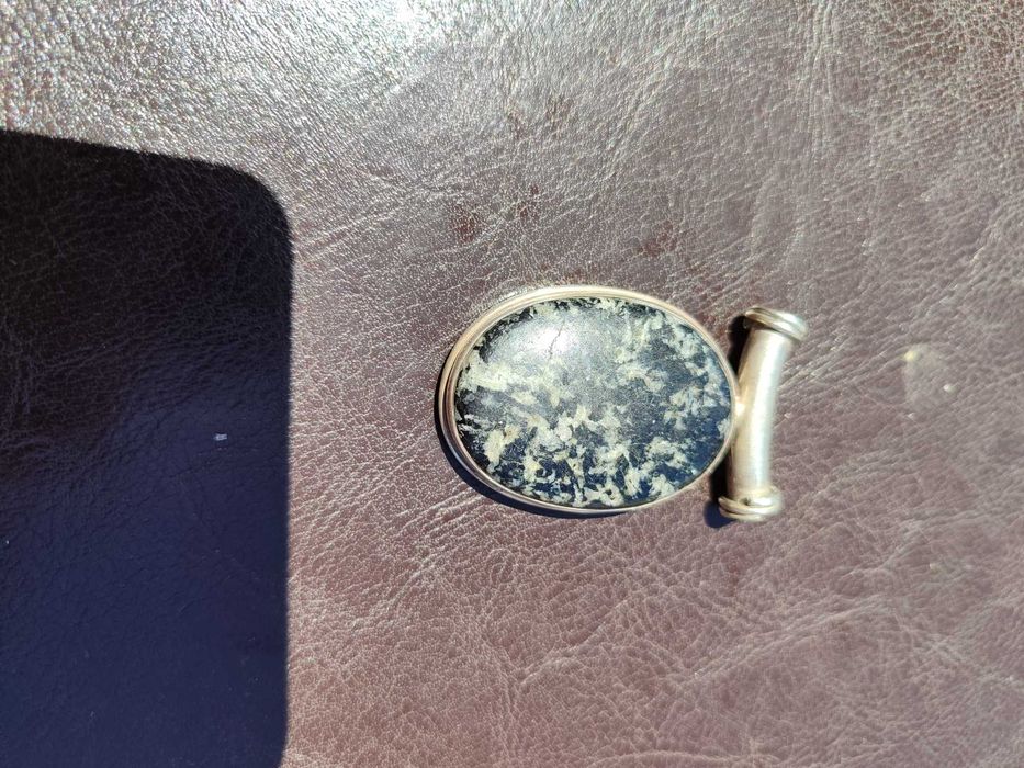 Pendentes de prata antiga com pedras semi preciosas