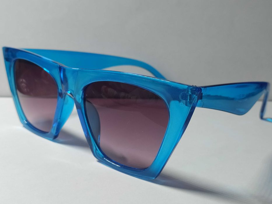 Сонцезахисні окуляри