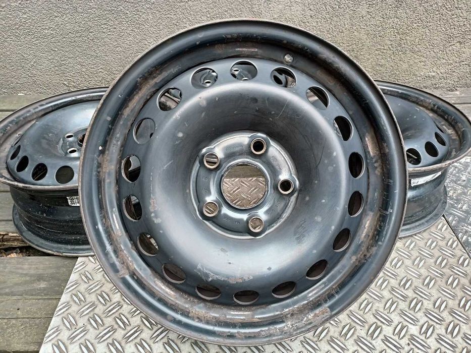 Felgi stalowe 15cali Audi A3 VW Jetta Golf Skoda Octavia Seat S182