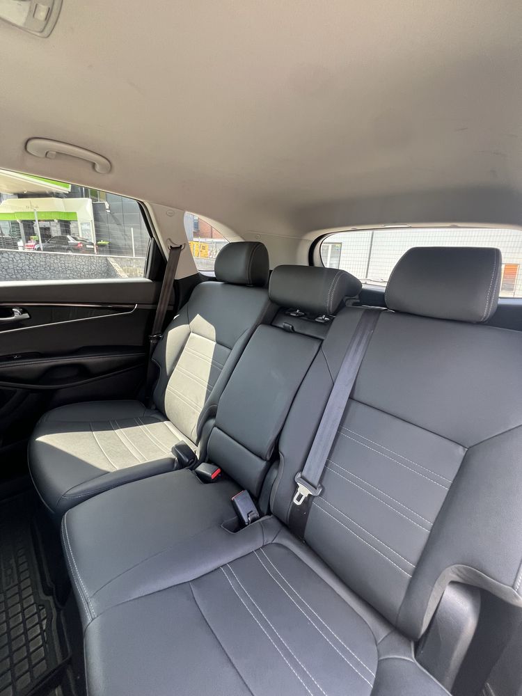Продам Kia Sorento