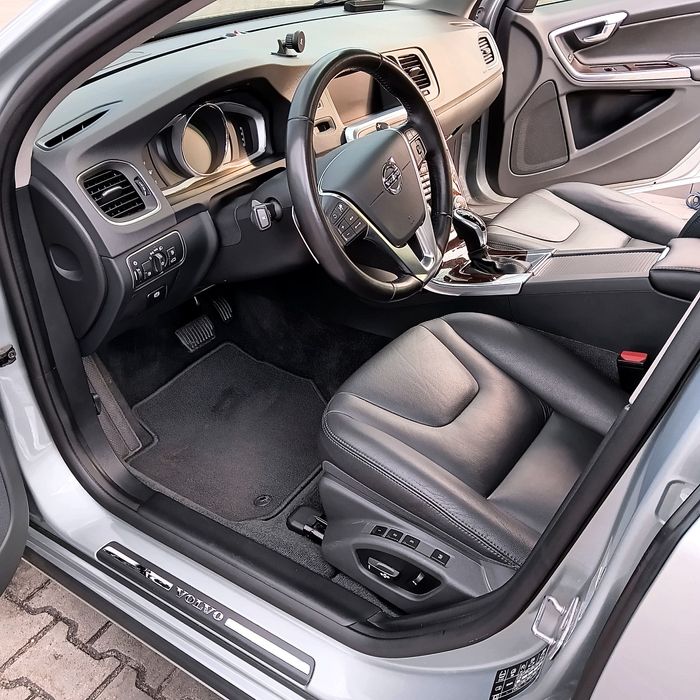 Volvo S60 d4 2017, дизель, макс.