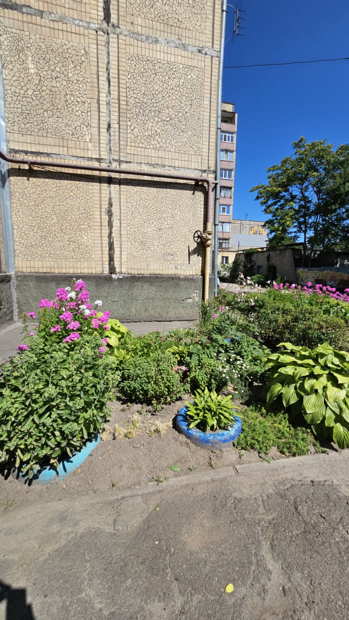 Продам 1 комнатную квартиру на 2 этаже