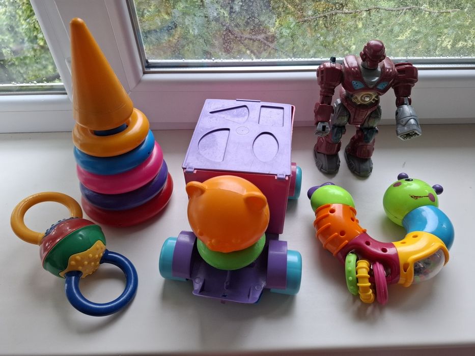 Продам игрушки развивашки