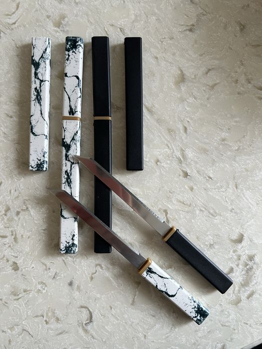 Нож в чехле — надёжный инструмент для любых задач.