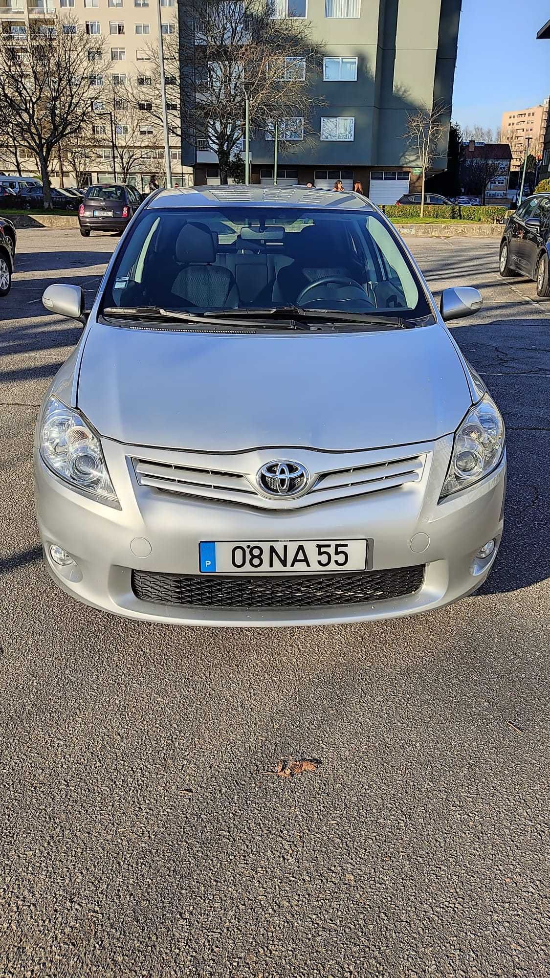 Toyota Auris 1.4D 2012