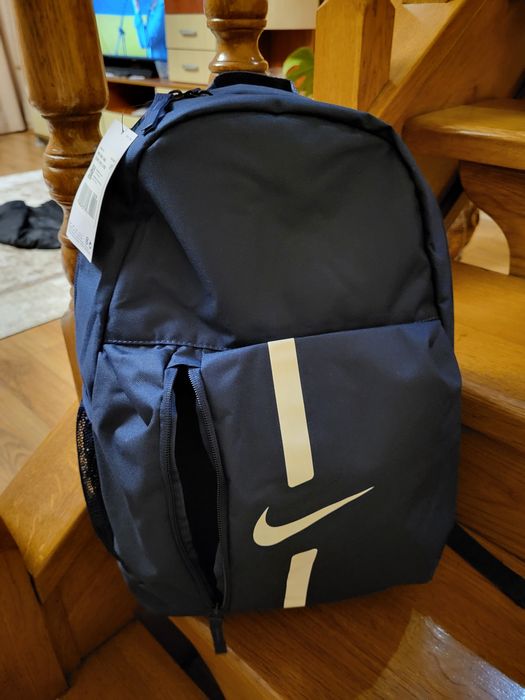 Рюкзаки фірмові .