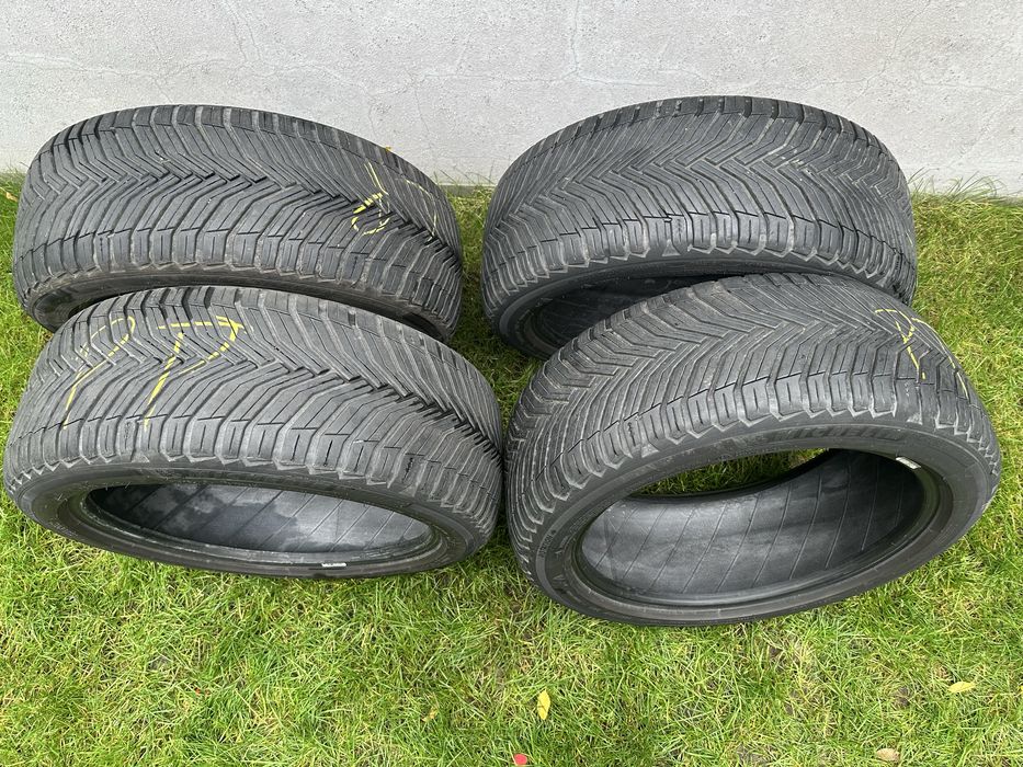 Opony Michelin CrossClimate 2 225 45 R17 Y komplet