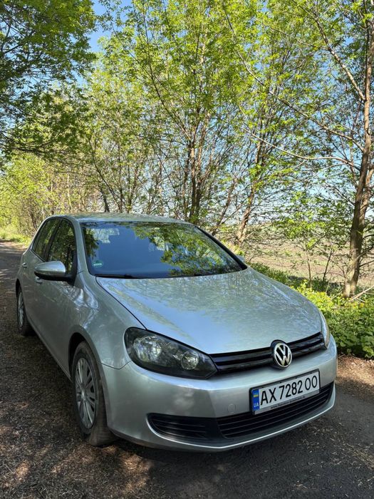 Volkswagen Golf 6 1.6 бензин