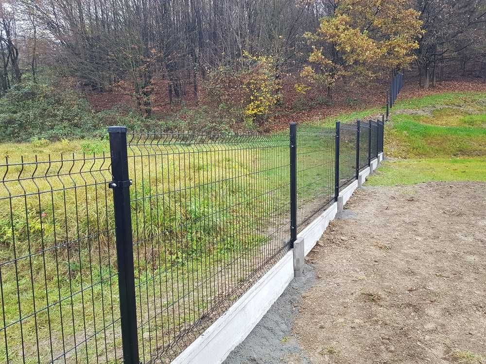 Ogrodzenie panelowe Ogrodzenia panel 123 podmurówka 20 cm MONTAŻ