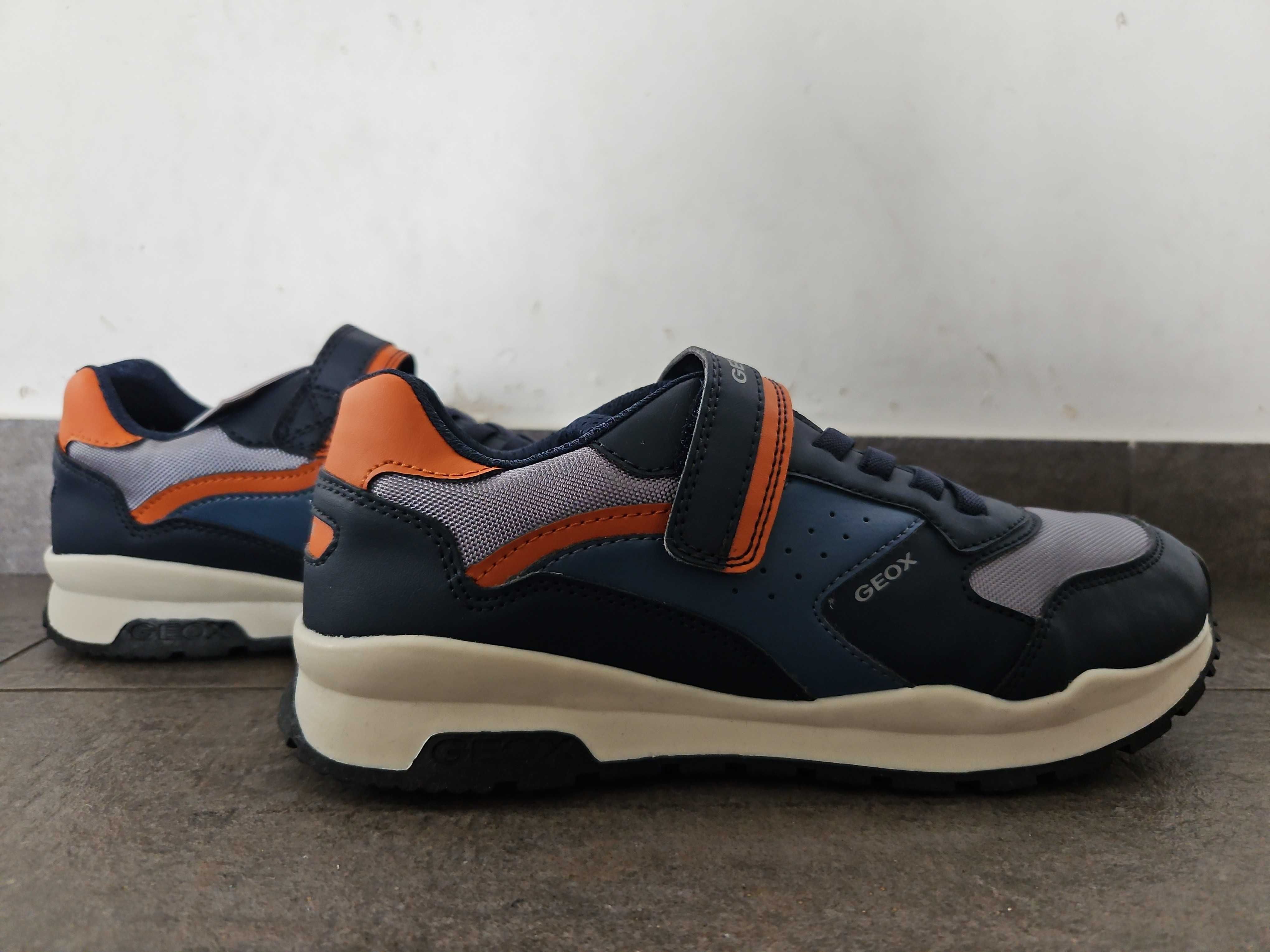 Geox NOWE Pavel 39 sneakersy