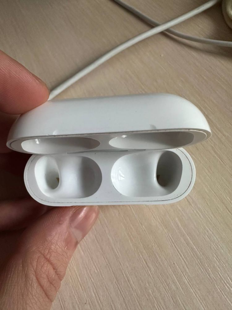 Ladowarka do Airpods pro 1 Pudelko A2190