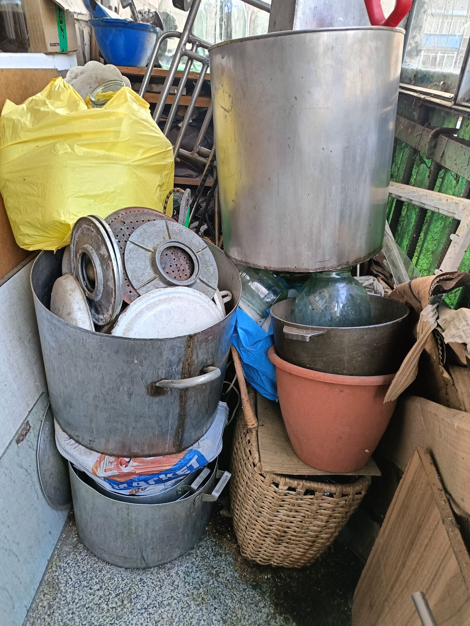 Продам кастрюли  ,бу