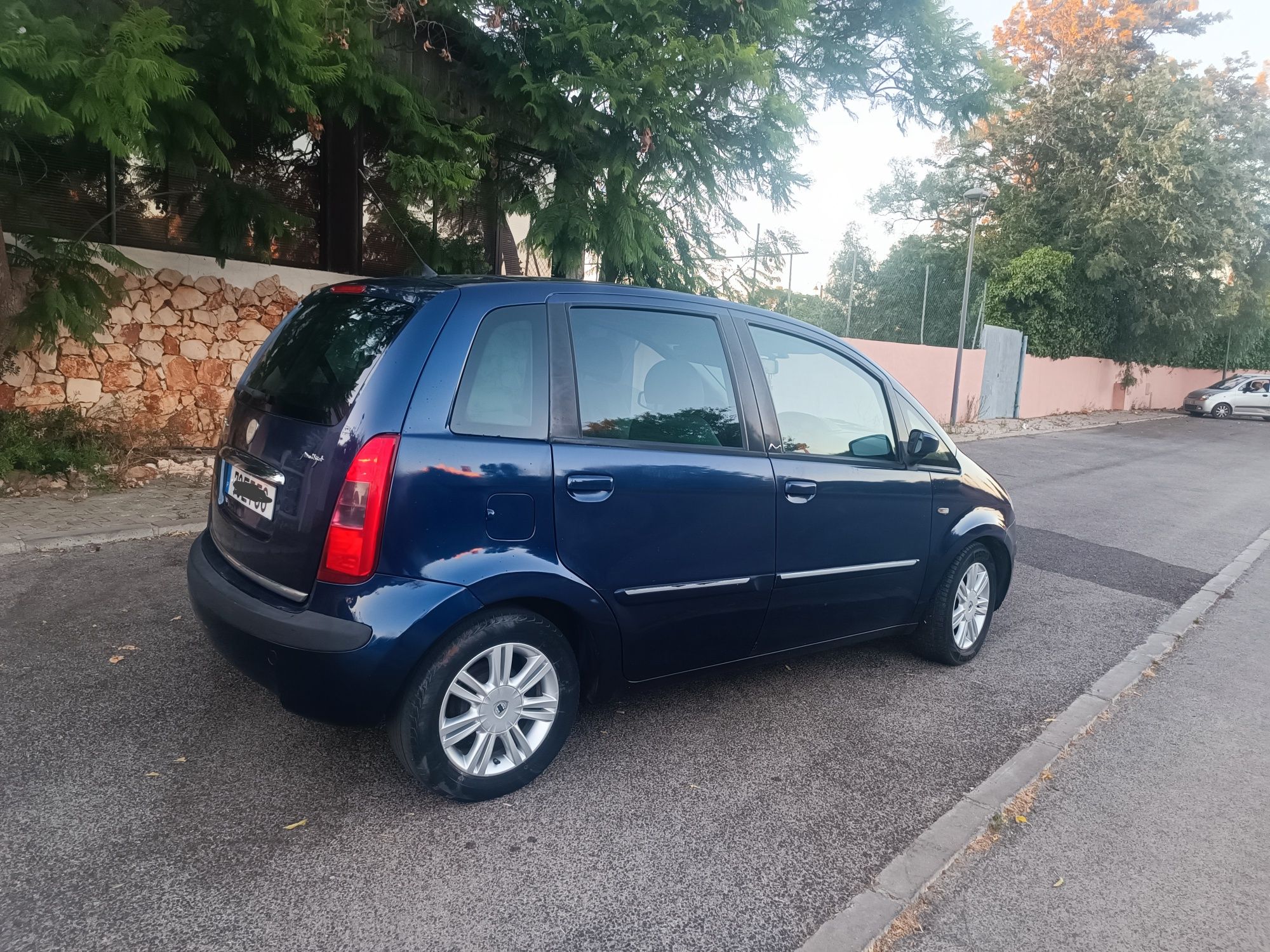 Vendo Lancia musa 1.3 MultiJet gasóleo de 2007.(Econômico)