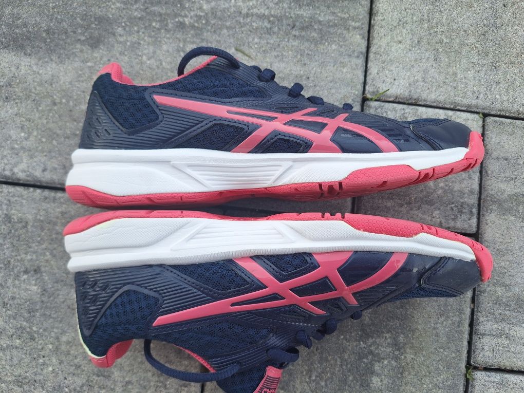 Super buty asics