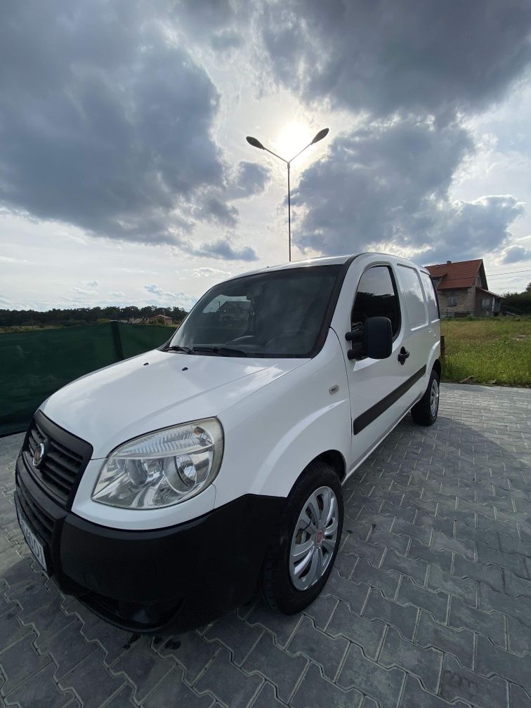 Фіат Добло( Fiat doblo) 2009р, на ходу, торг, терміново