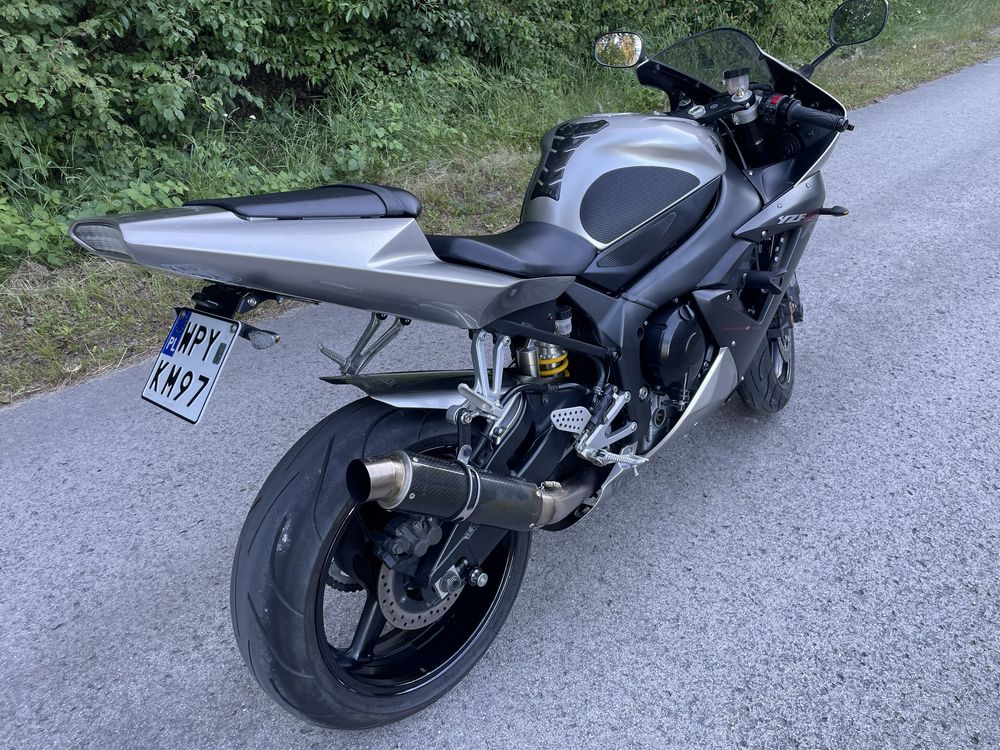 Yamaha r1 rn09 2002 niski przebieg