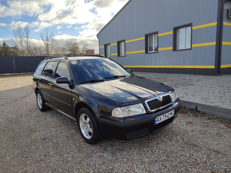 Продам свою ласточку Шкода тур