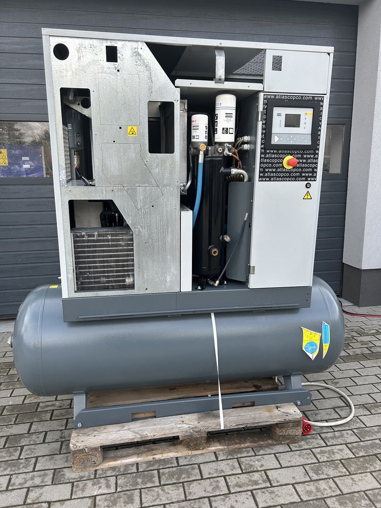 Kompresor śrubowy  ATLAS COPCO VSD 11kw 12.75 bar Falownik  osuszacz