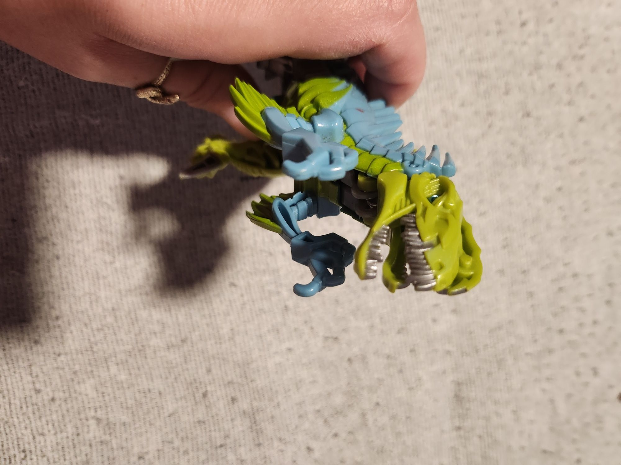 Dinozaur transformers, mały