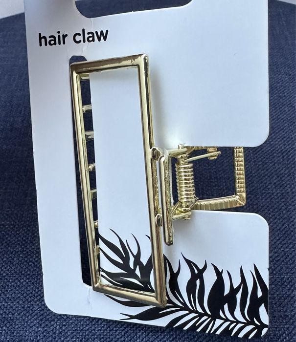 Заколки, невидимки, листочки, перлинки,краб, резинки, зелені,золоті