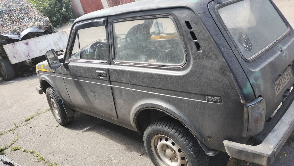 Продаю нива 2121