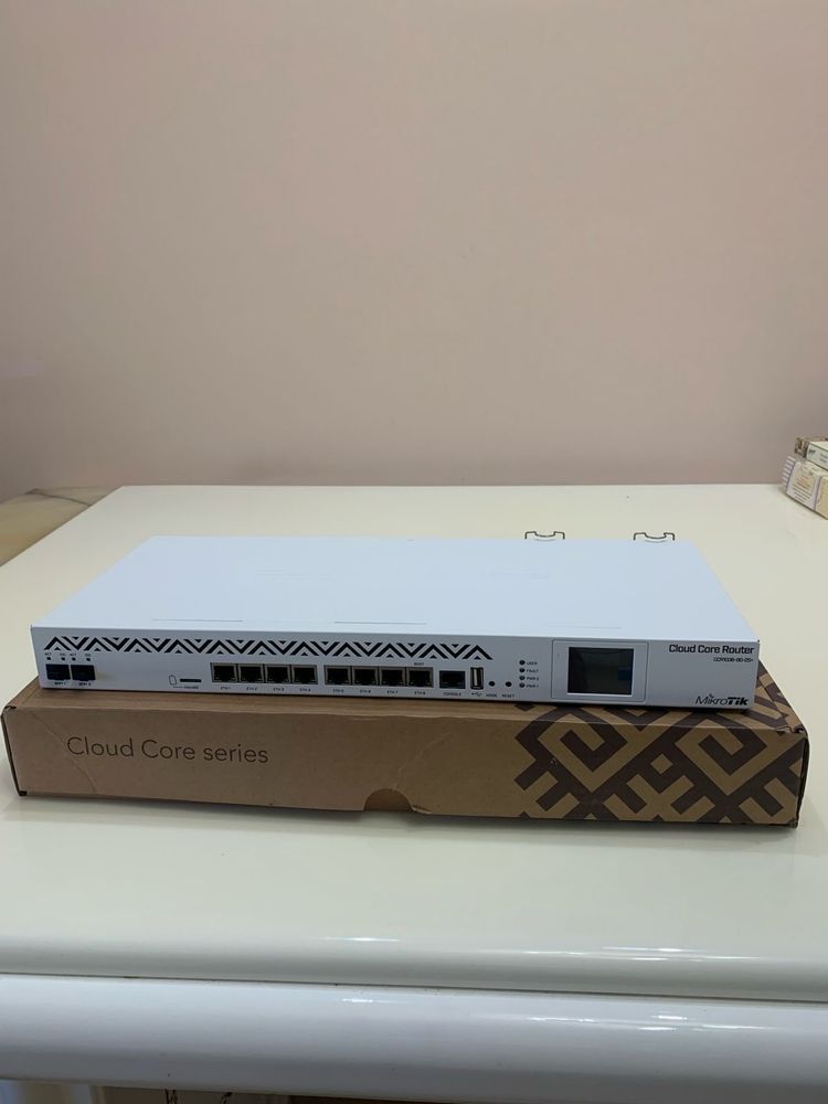 Маршрутизатор MIKROTIK CCR1036-8G-2S+. Mikrotik CCR1036-8G-2S+