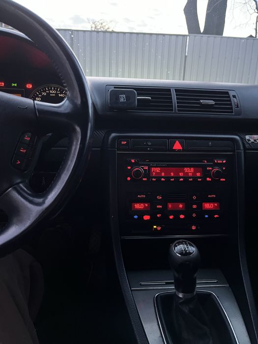 Audi a4 b6 2002 рік Гарна комплектація