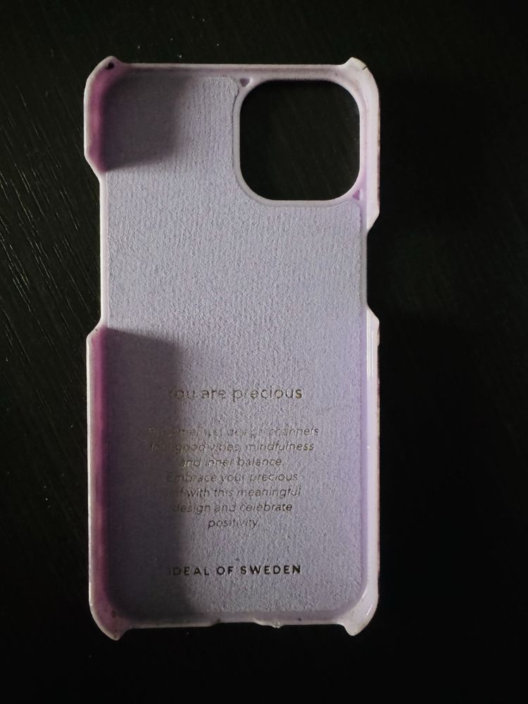 Markowe etui  Iphone 13