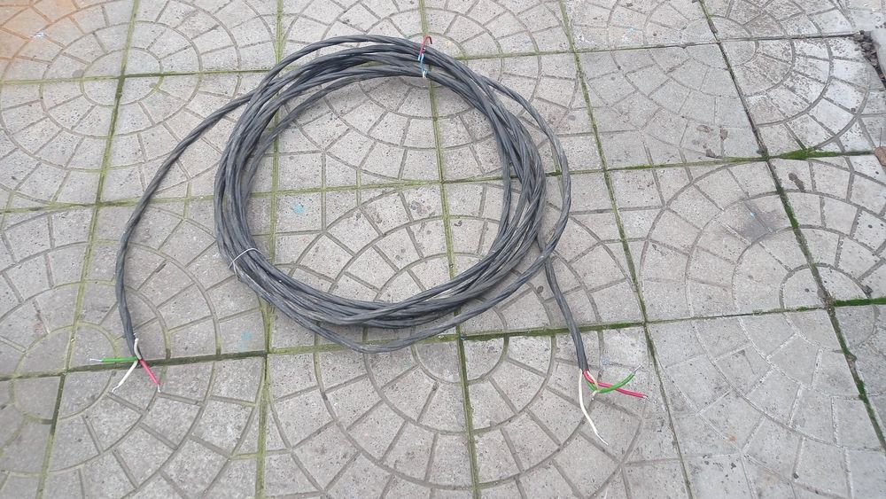 Кабель чотирьох жильний