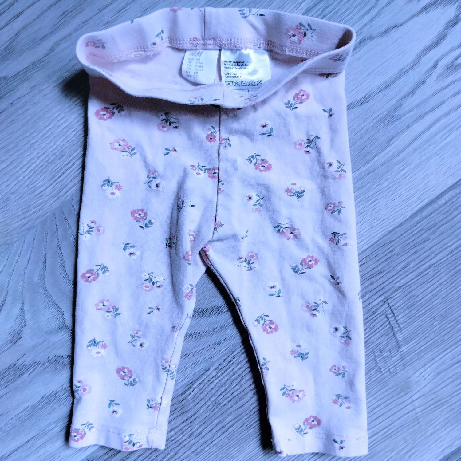 Legginsy niemowlęce H&M.