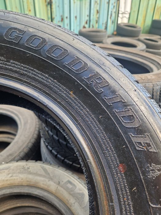1x opona zimowa 215/65R16 Goodride SW608 7.5mm bieżnika DOT2021