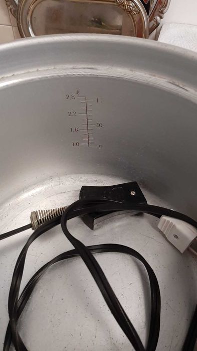 Panela Elétrica em bom estado