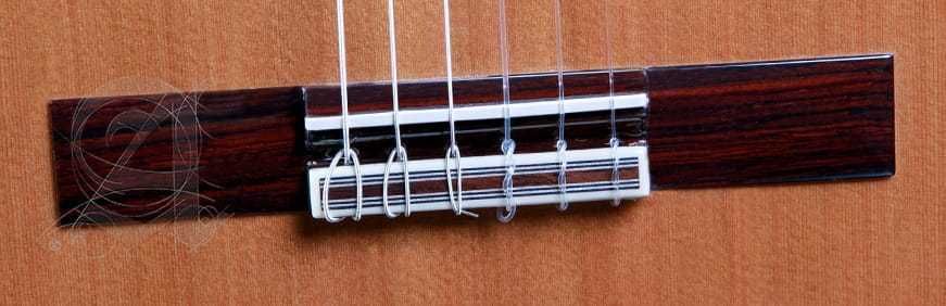 Alhambra 6 Olive gitara klasyczna 4/4 Made in Spain + pokrowiec