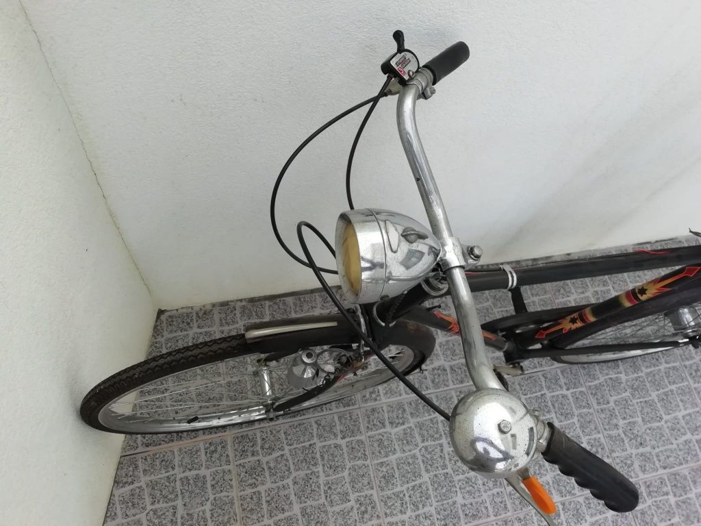 Bicicleta antiga