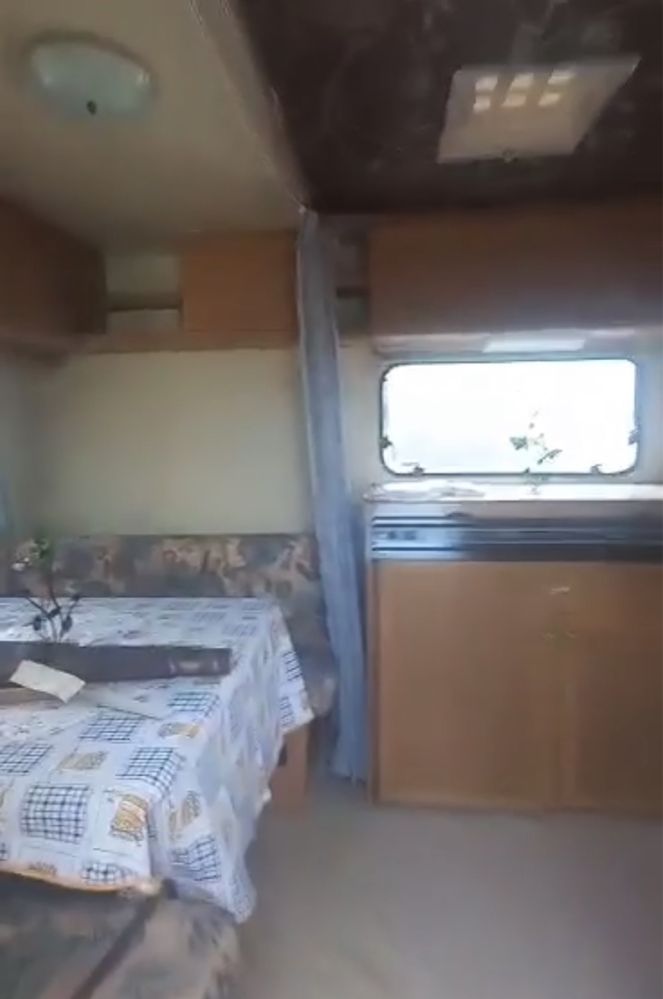 Negociável Para depachar Caravana 4.5 m a
