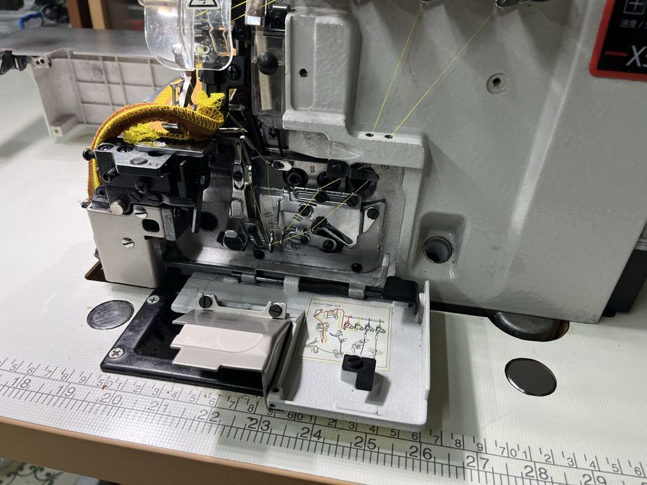 Продам Оверлок Bruce x5s jack e4s