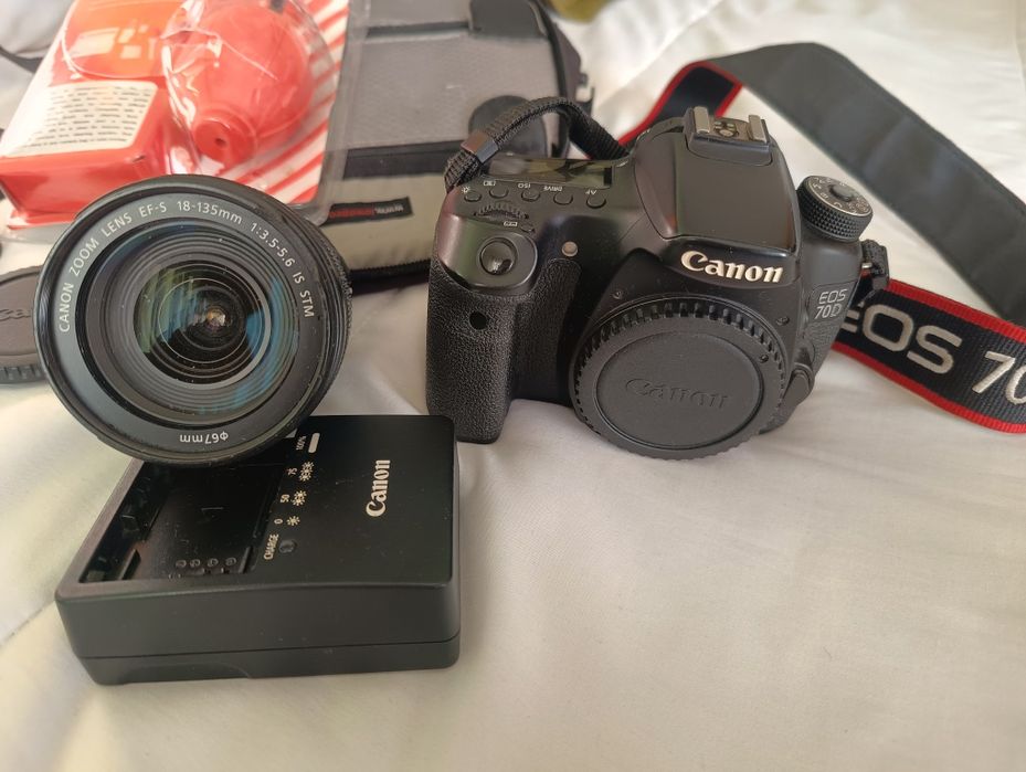 Canon 70D + Lente 18-135