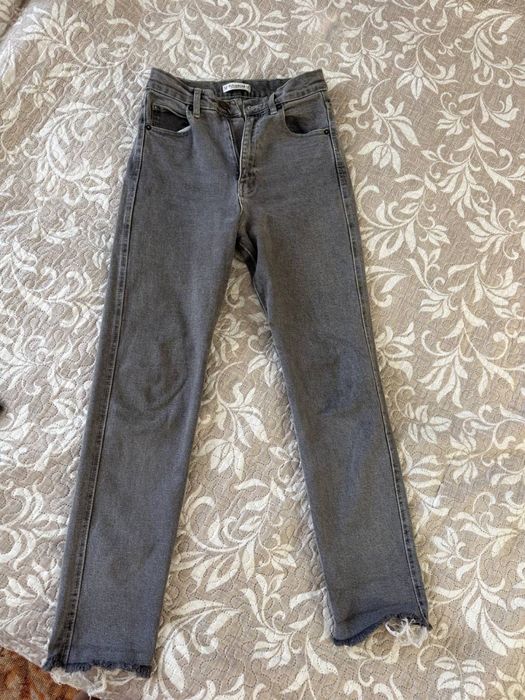 Джинси MOM Pull and Bear розмір 32