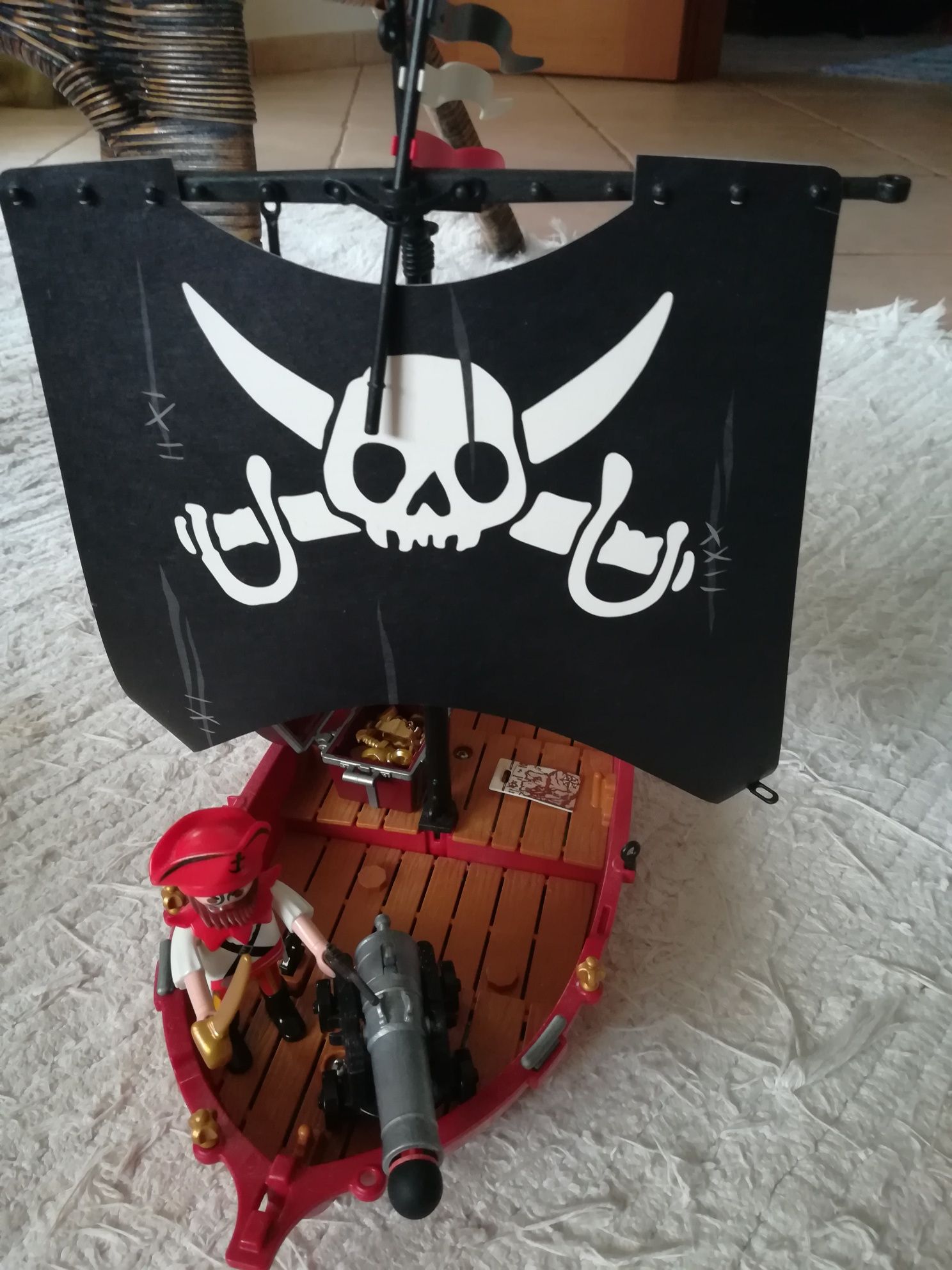 Playmobil barco dos piratas