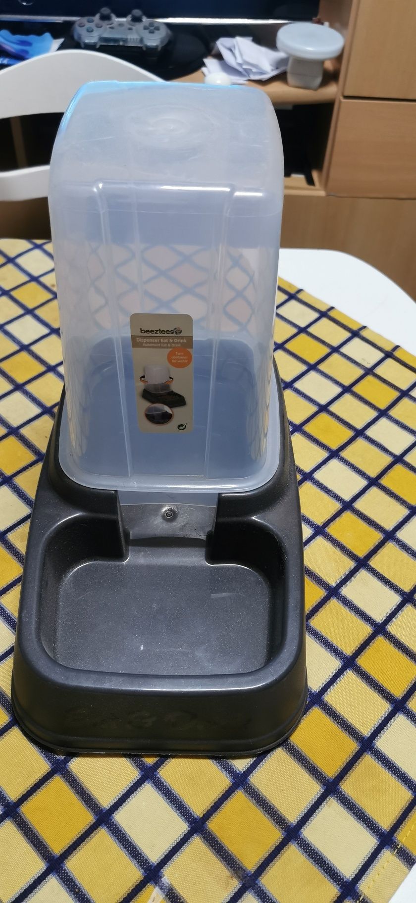 Vendo caixa para comida