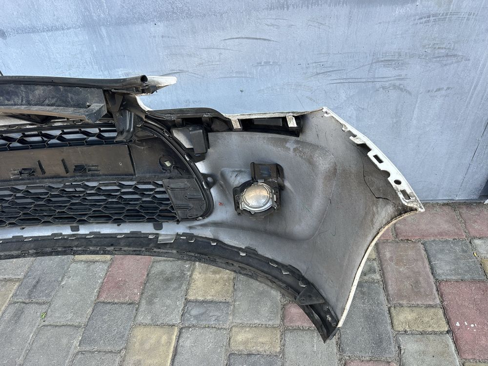 Бампер передний Citroen C3 2010-