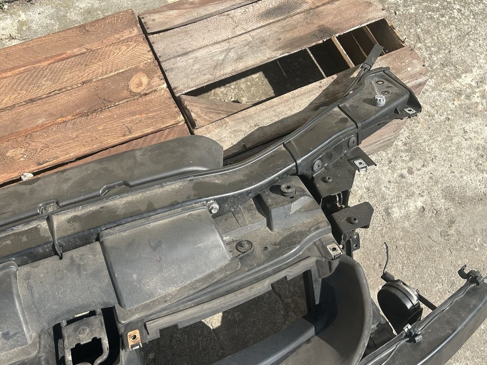 Wzmocnienie czolowe bmw e90 e91 xenon europa wysylka gwarancja