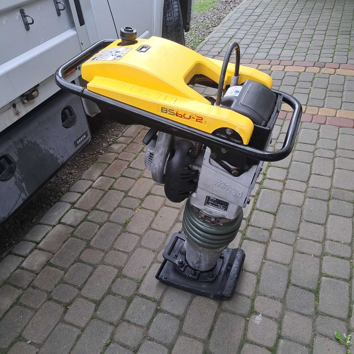 Zagęszczarka gruntu wackek neuson Skoczek